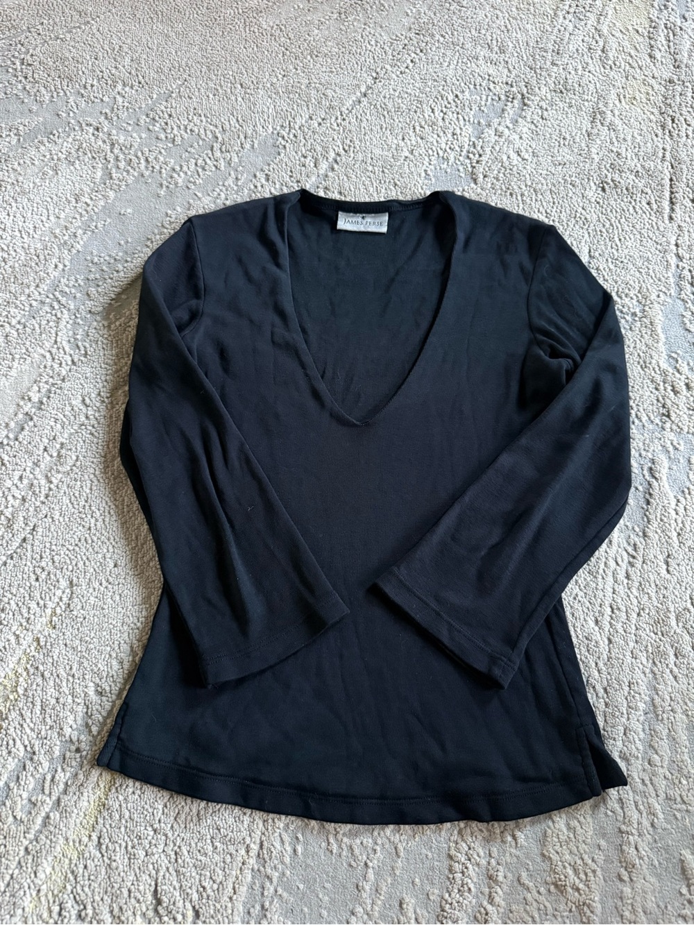 James Perse Deep V-Neck Long Sleeve T-Shirt black bell sleeve size 2 / medium